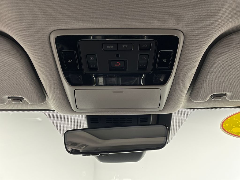 2024 Toyota Grand Highlander Limited 32