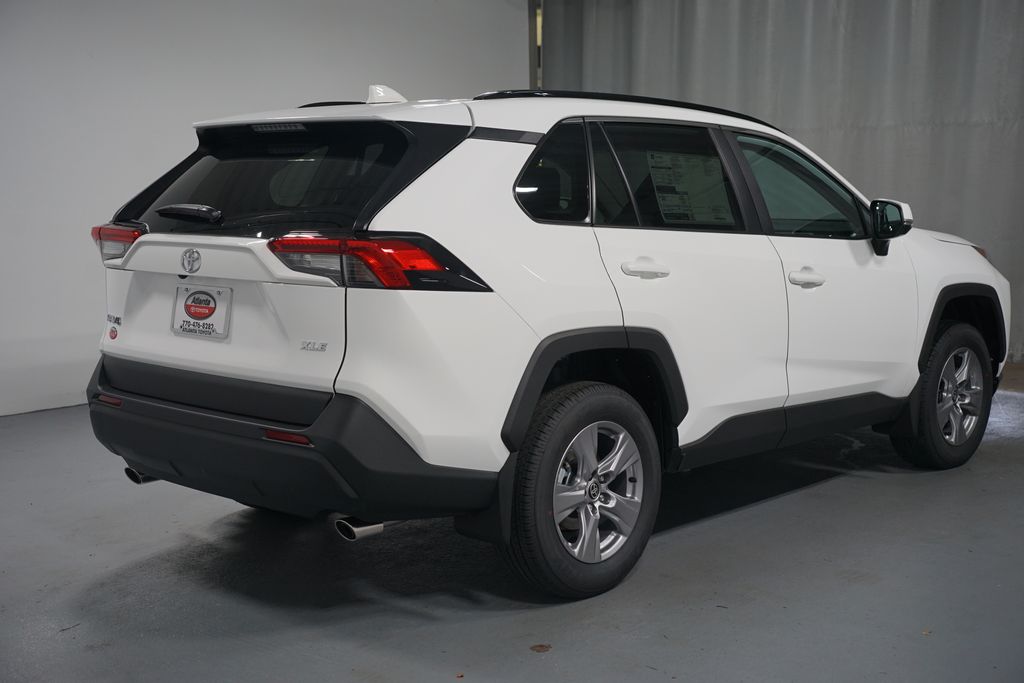 Thumbnail: 2025 Toyota RAV4 - 8