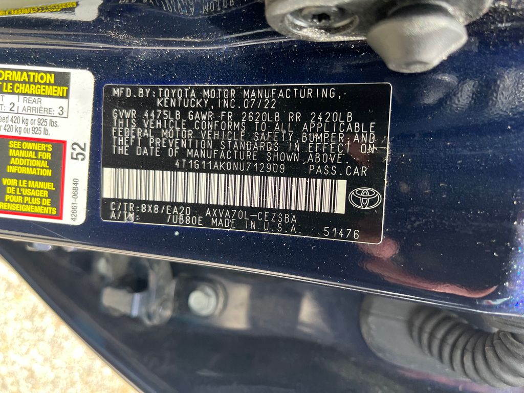 2022 Toyota Camry SE photo