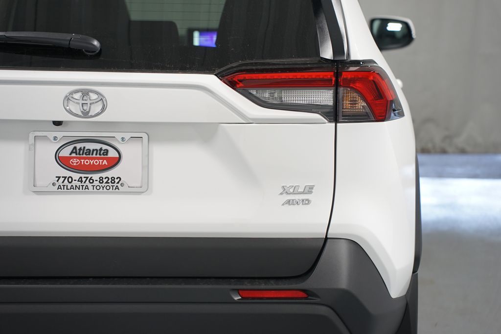 Thumbnail: 2025 Toyota RAV4 - 10