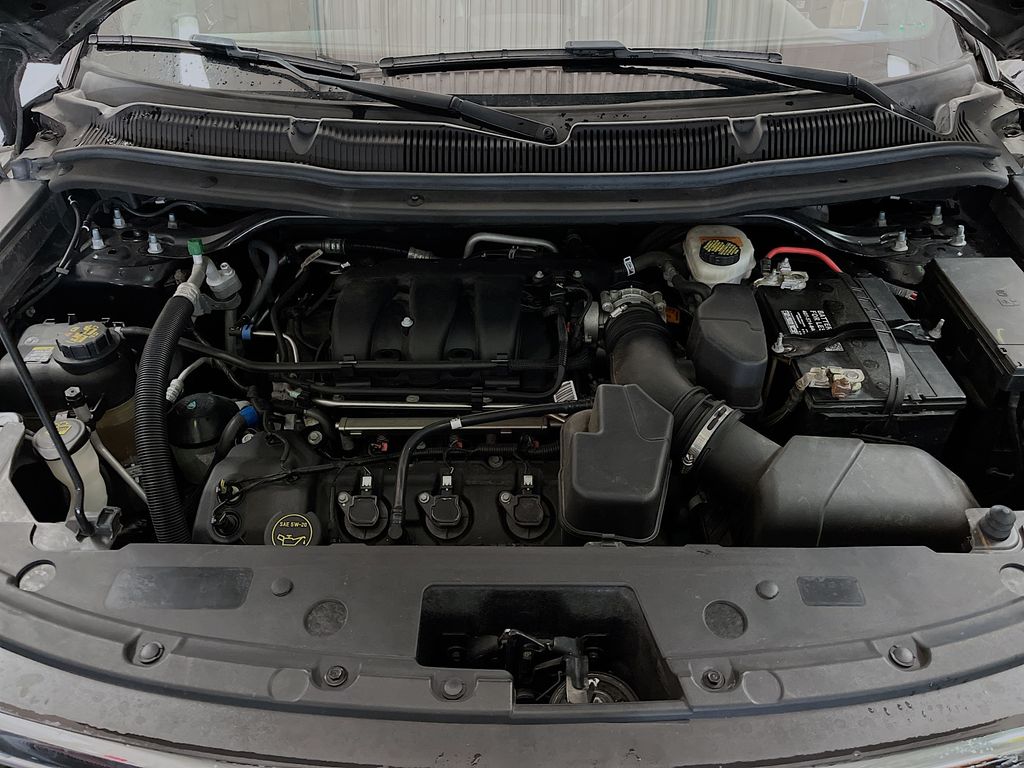 Used 2019 Black Ford XLT image 32
