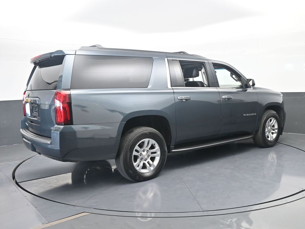 Used 2020 Shadow Gray Metallic Chevrolet LT image 6