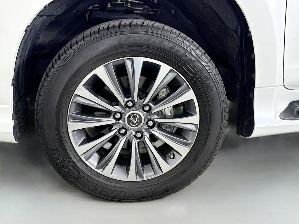 Thumbnail: 2022 Lexus GX - 32