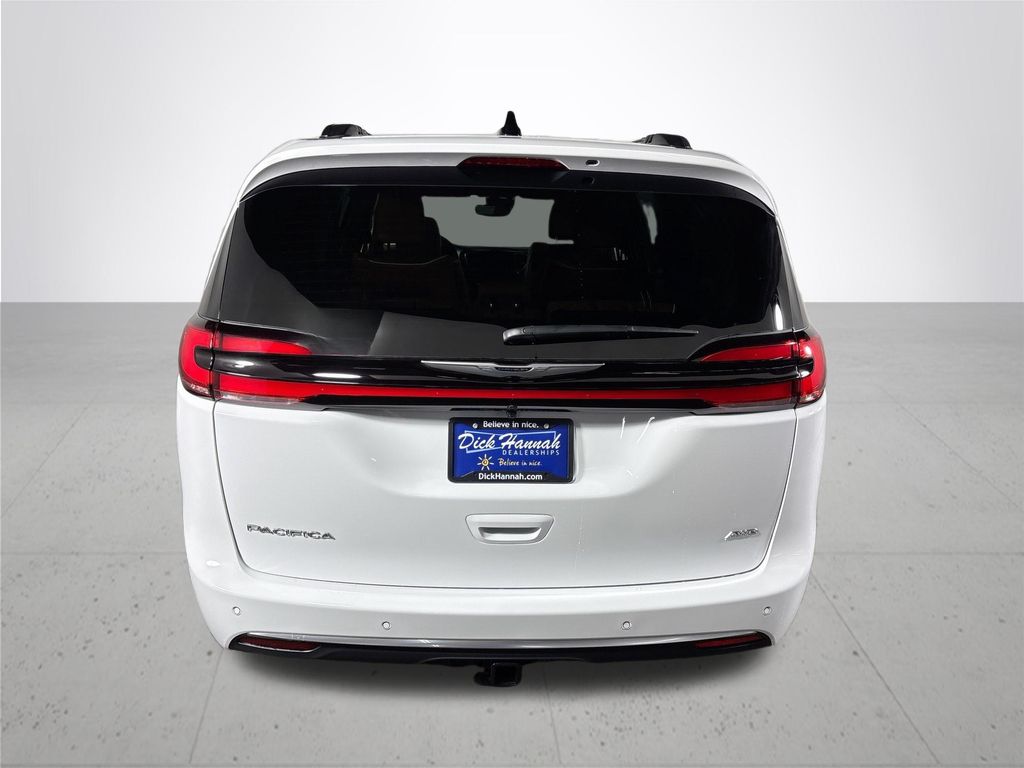 2026 Chrysler Pacifica Pinnacle