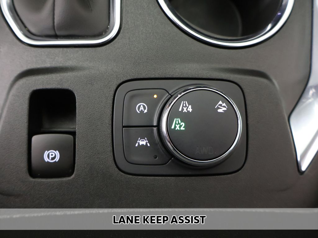 Used 2023 Gray Chevrolet LT image 3