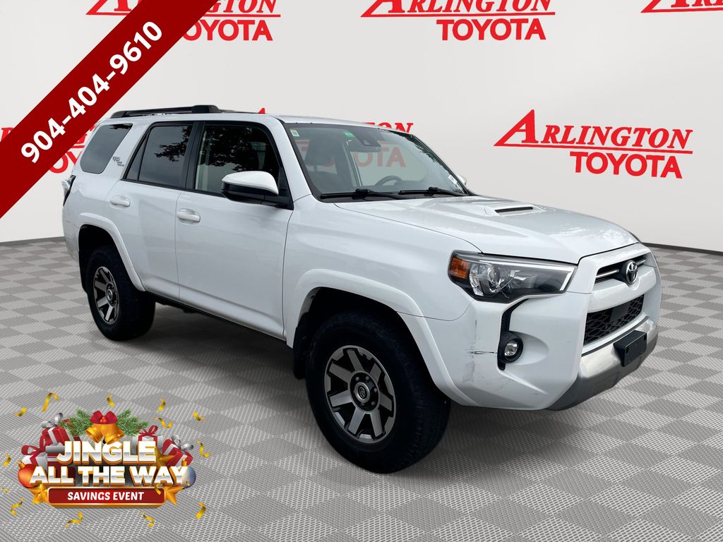 2021 Toyota 4Runner Off-Road's photo