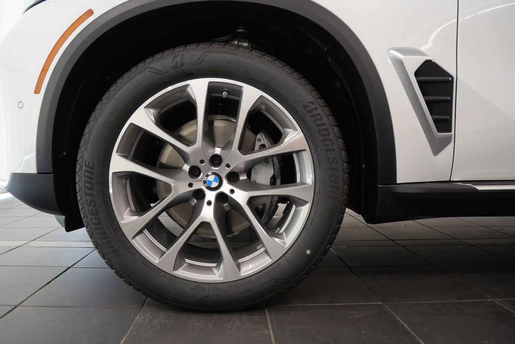 2025 BMW X5 sDrive40i 3