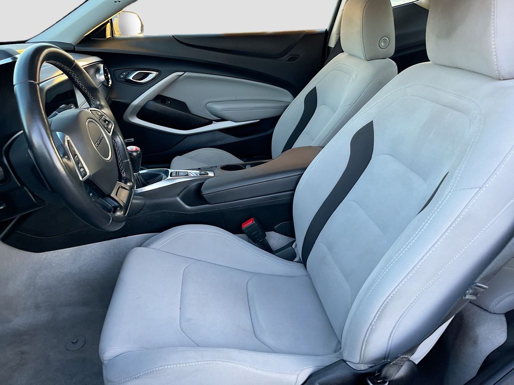Used 2023 Gray Chevrolet LT1 image 20