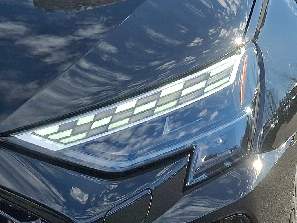 Thumbnail: 2026 Audi RS 3 - 9