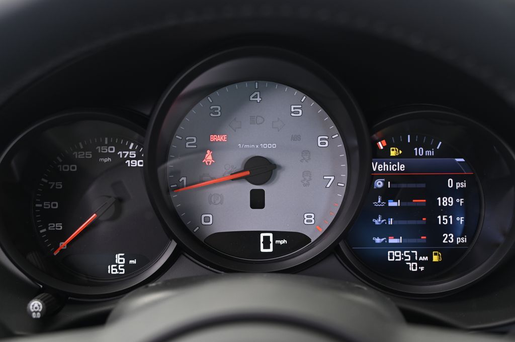 Thumbnail: 2025 Porsche 718 Cayman - 32