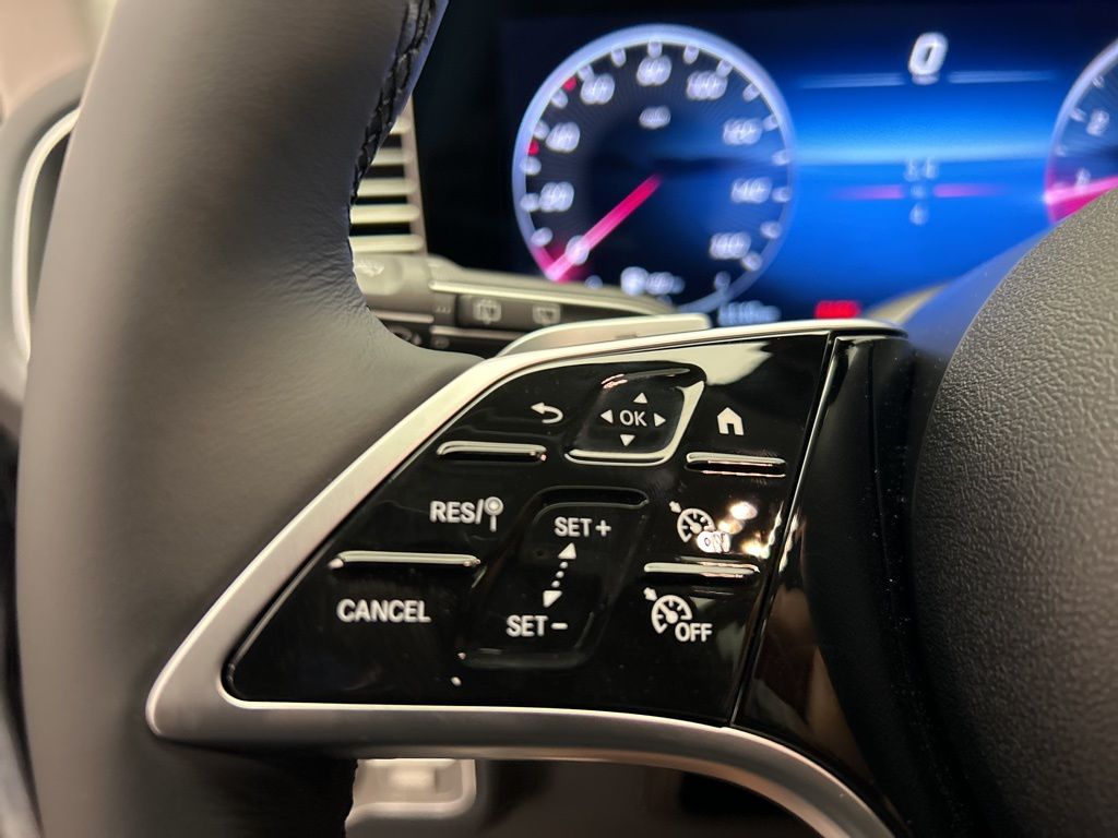 Thumbnail: 2025 Mercedes-Benz GLE - 14