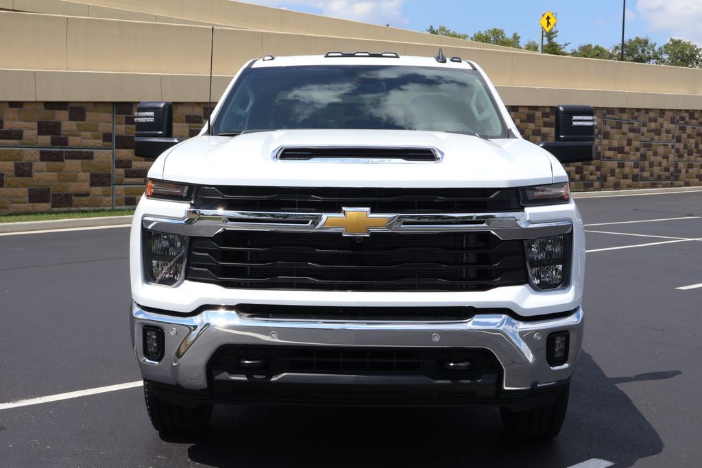 Thumbnail: 2026 Chevrolet Silverado 2500 - 2