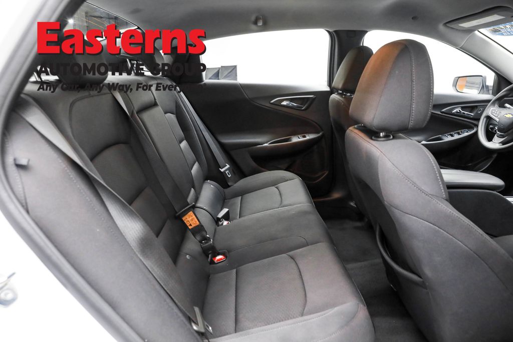 Used 2023 White Chevrolet LT image 22