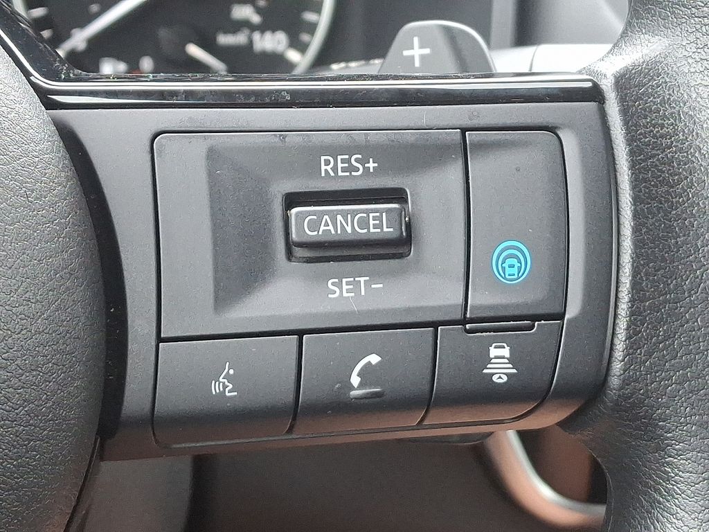 2021 Nissan Rogue SV 22