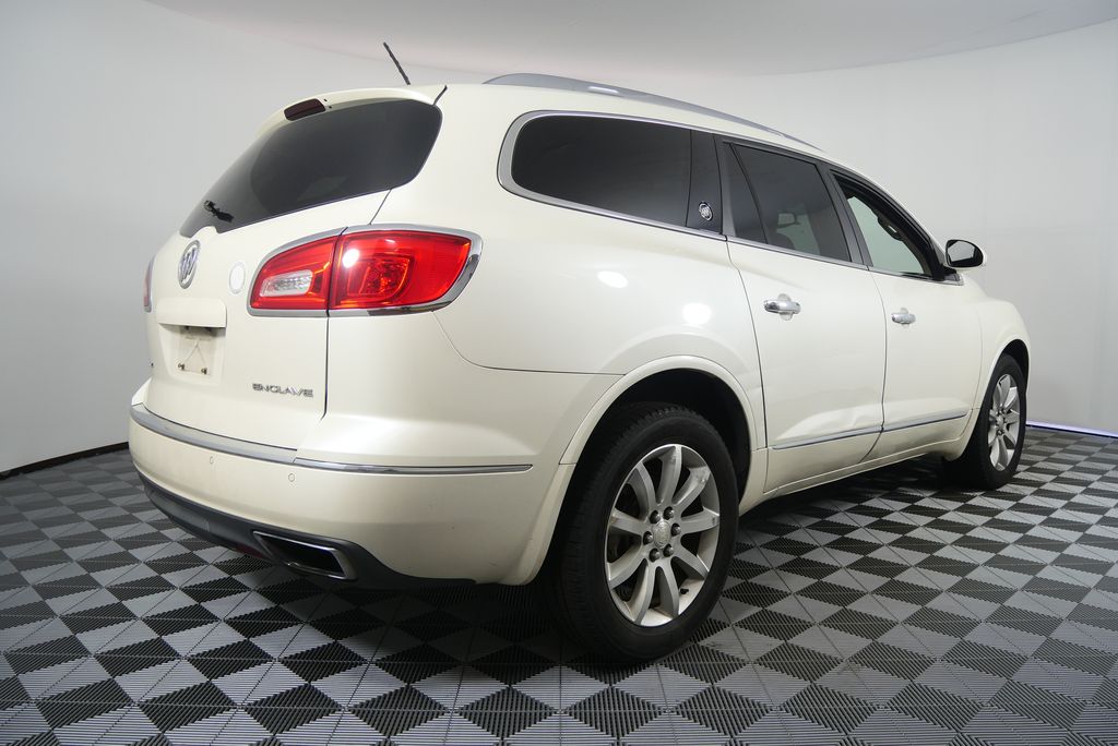 Thumbnail: 2013 Buick Enclave - 3