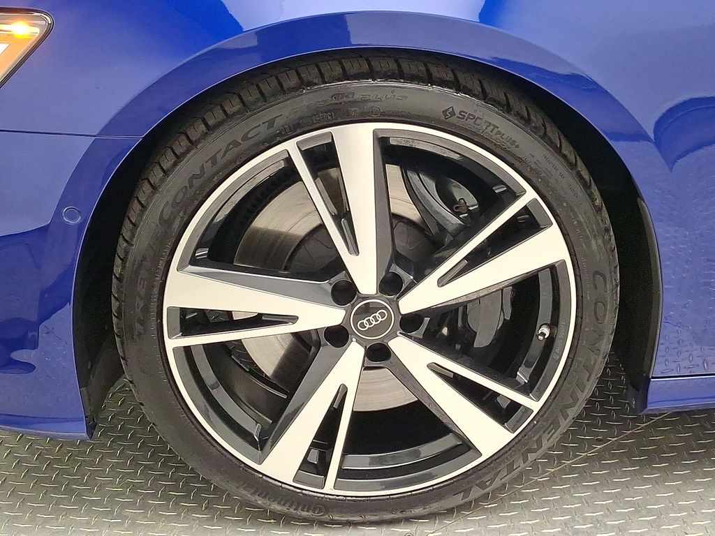 Thumbnail: 2023 Audi S6 - 8