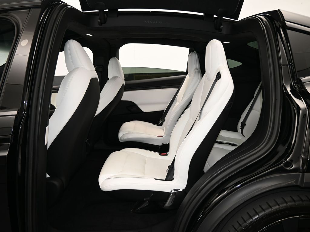 Used 2022 Black Tesla Plaid image 27