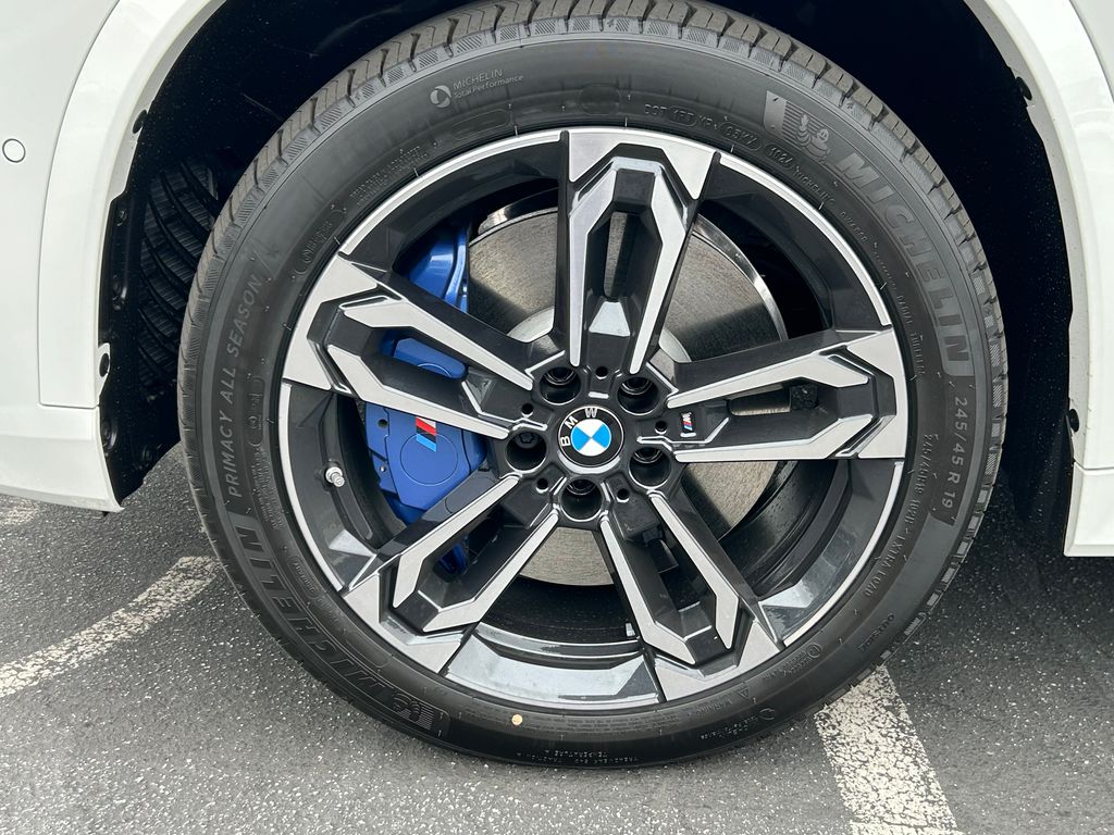 2024 BMW X1 M35i 9