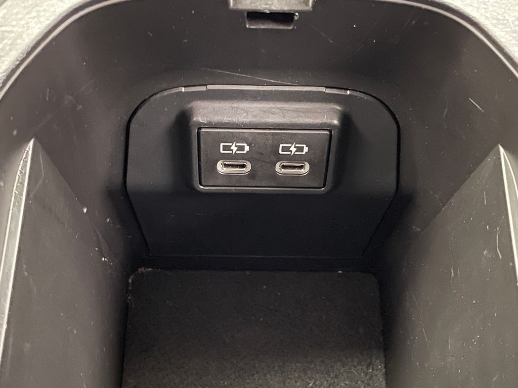 2022 Toyota RAV4 XLE 30
