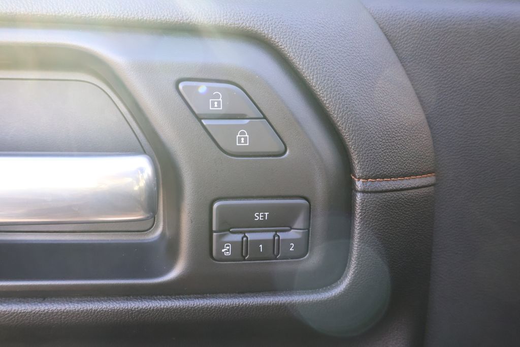 Thumbnail: 2021 GMC Sierra 1500 - 18