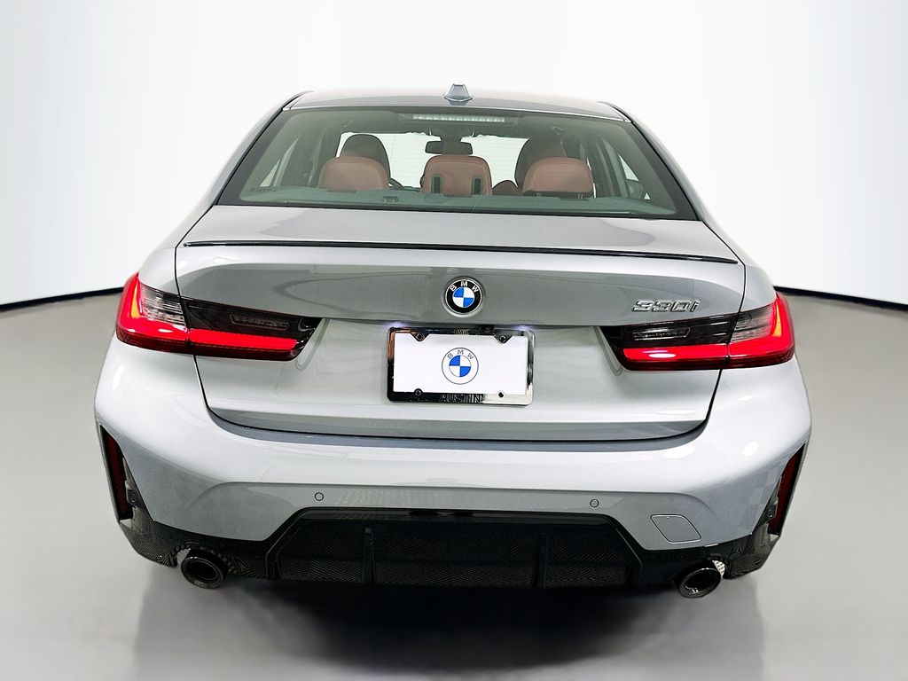 Thumbnail: 2026 BMW 3 Series - 6