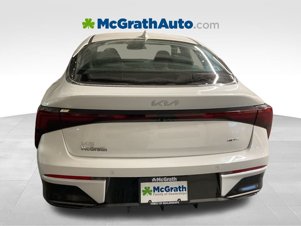 New 2026 White Kia GT-Line image 5