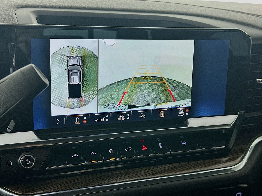 Used 2024 Gray Chevrolet LT image 20