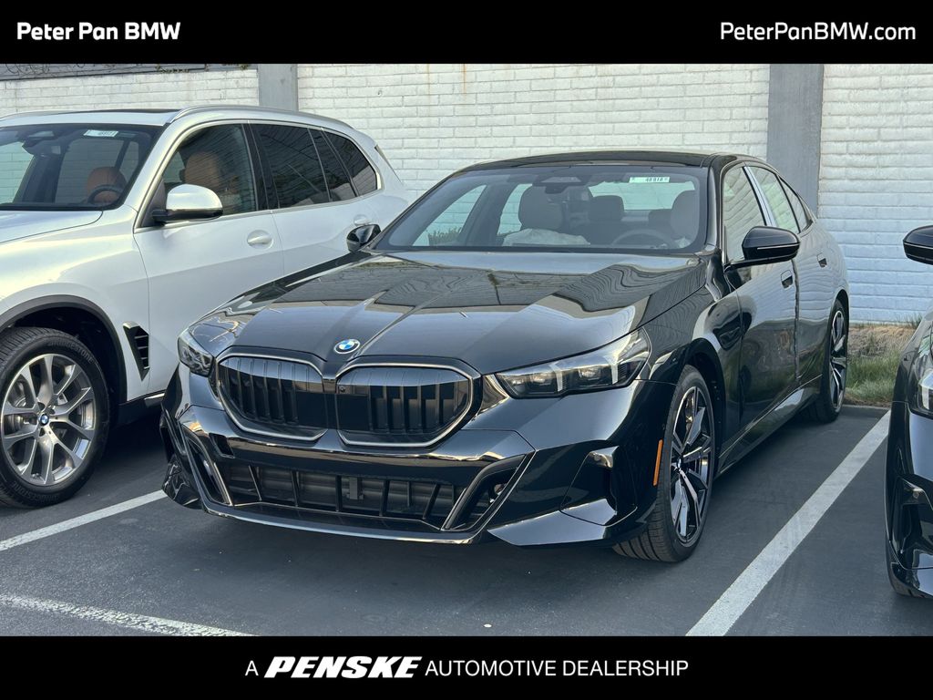 Thumbnail: 2026 BMW 5 Series - 1
