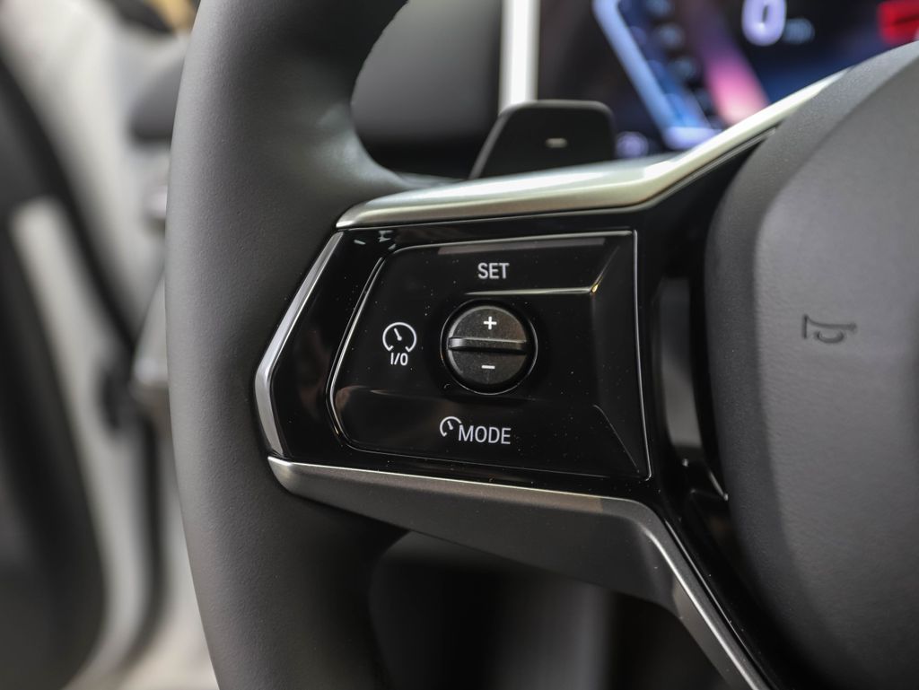 Thumbnail: 2026 BMW 5 Series - 12