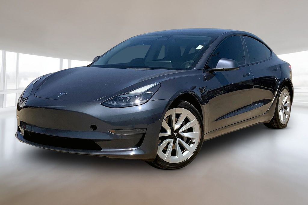 2022 Tesla Model 3 RWD