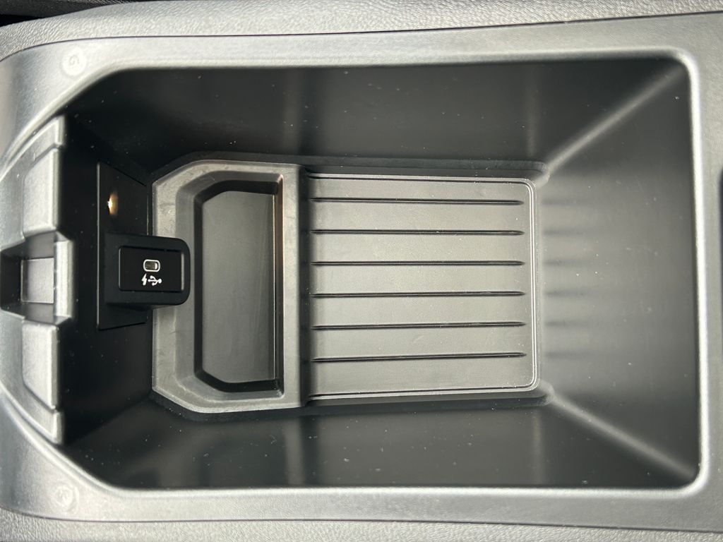 Thumbnail: 2020 BMW X4 - 28