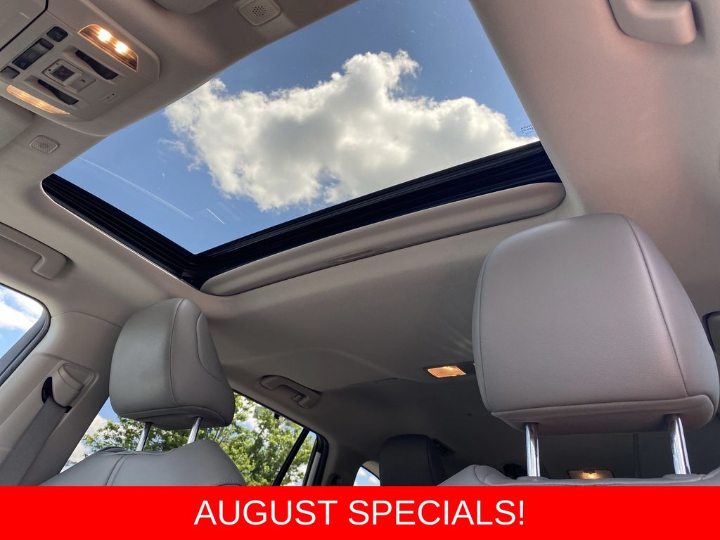 Used 2023 Toyota Highlander SUV