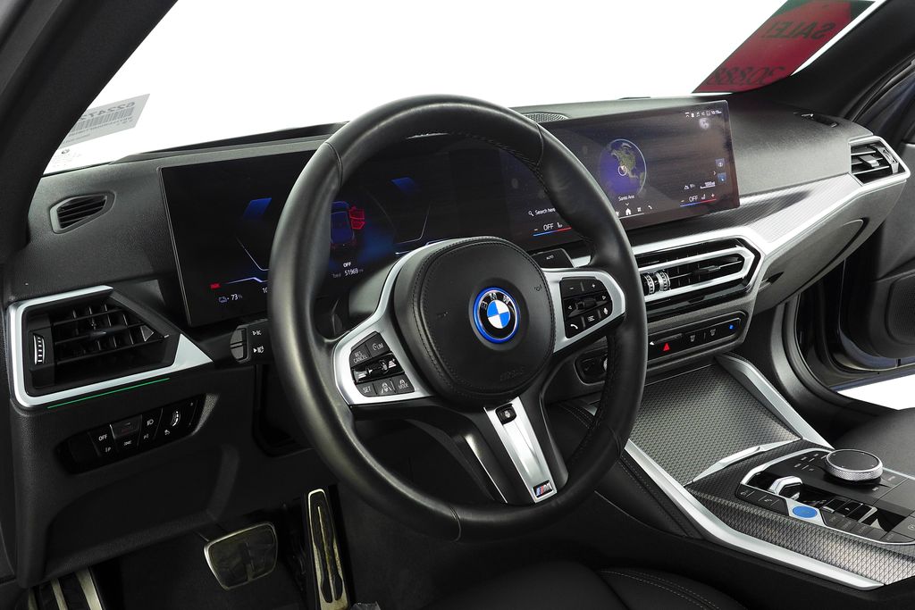Thumbnail: 2024 BMW i4 - 31
