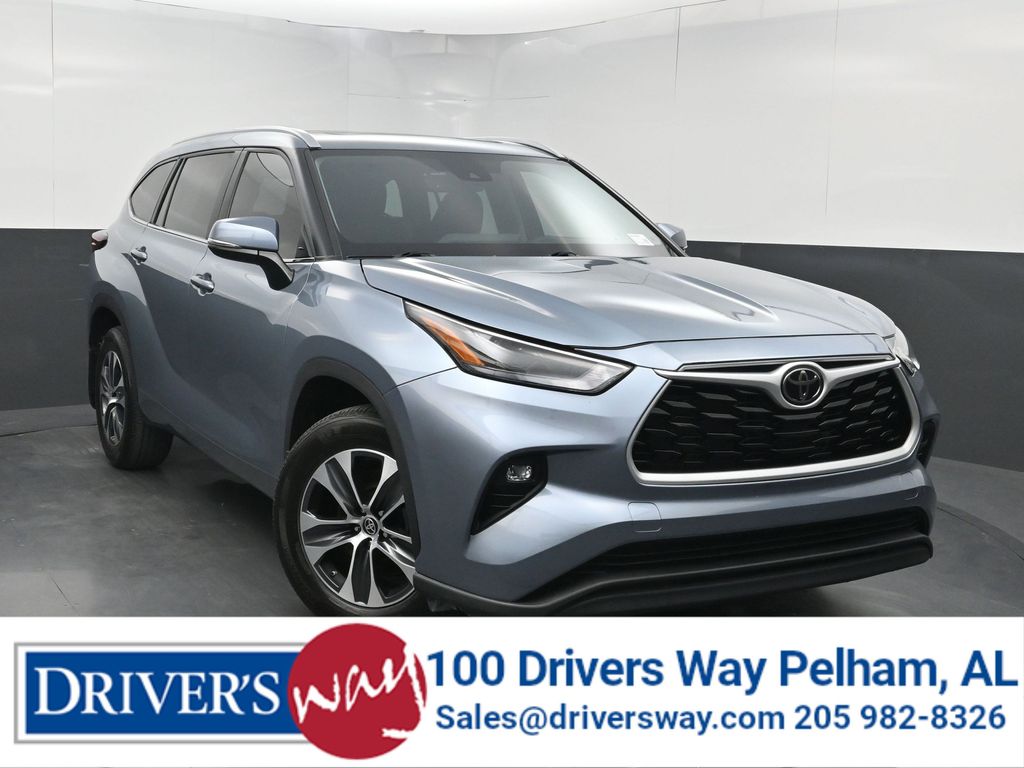 2024 Toyota Highlander XLE AWD