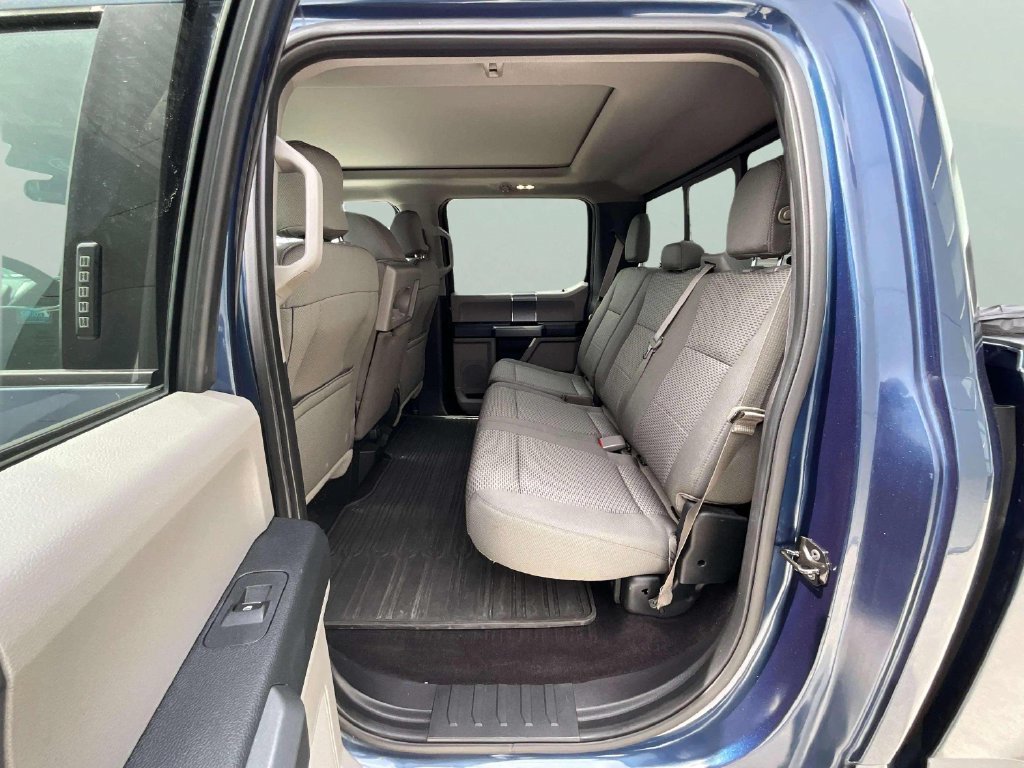 Used 2016 Blue Ford XLT image 18