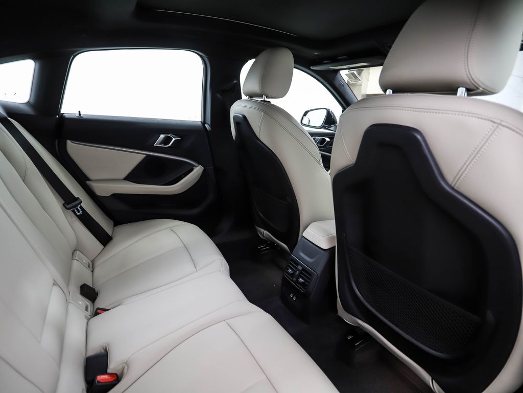 Thumbnail: 2021 BMW 2 Series - 26