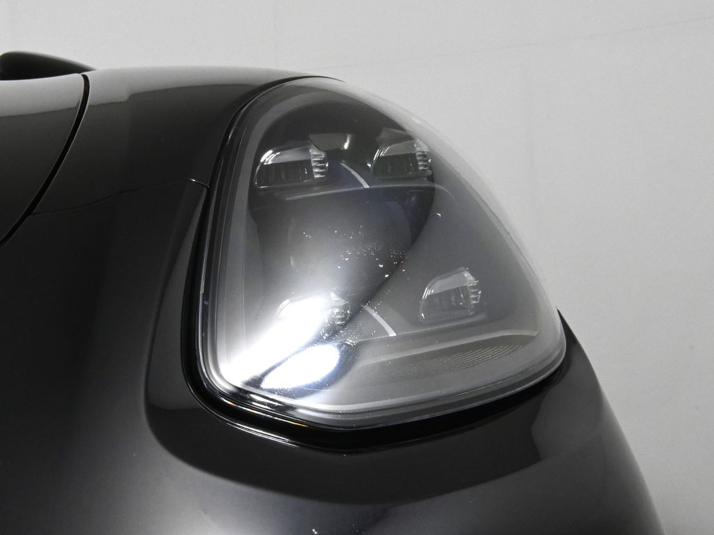 2022 Porsche Panamera Platinum 12