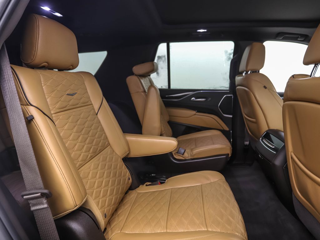 Thumbnail: 2023 Cadillac Escalade - 27