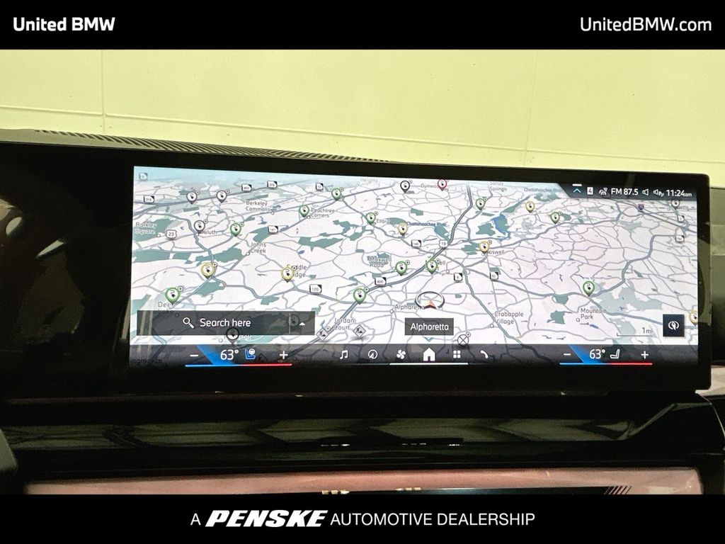 Thumbnail: 2026 BMW 5 Series - 18