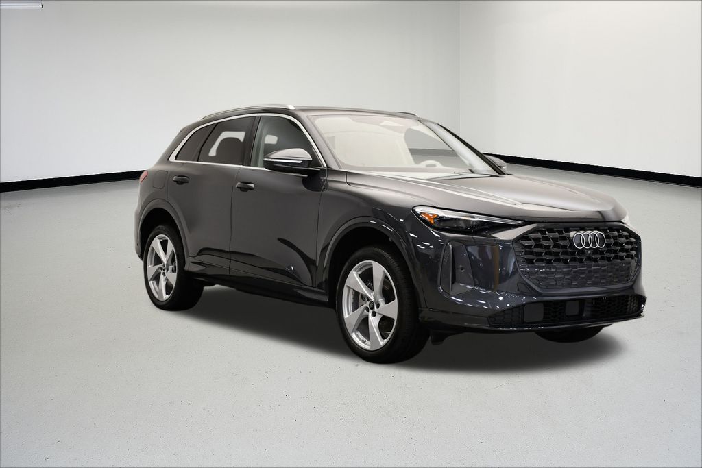 Thumbnail: 2025 Audi Q5 - 7