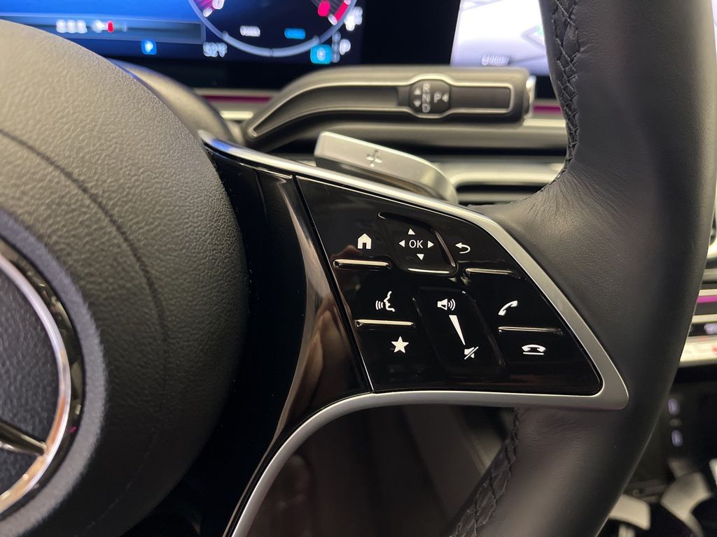 Thumbnail: 2025 Mercedes-Benz GLE - 16