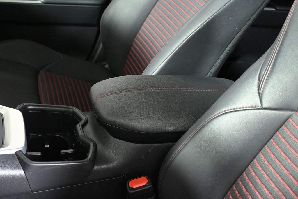 Thumbnail: 2023 Toyota RAV4 - 27