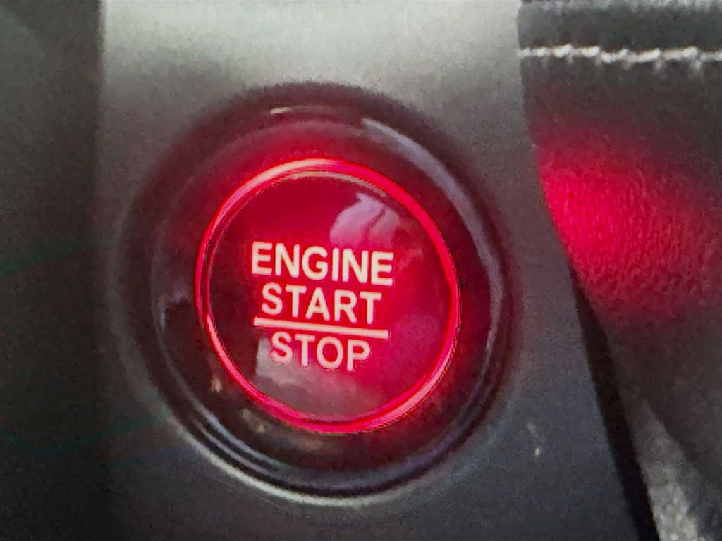 Used Car 2025 Honda Hr-v  Ex-l For Sale Under $30,000 In Austin, Texas