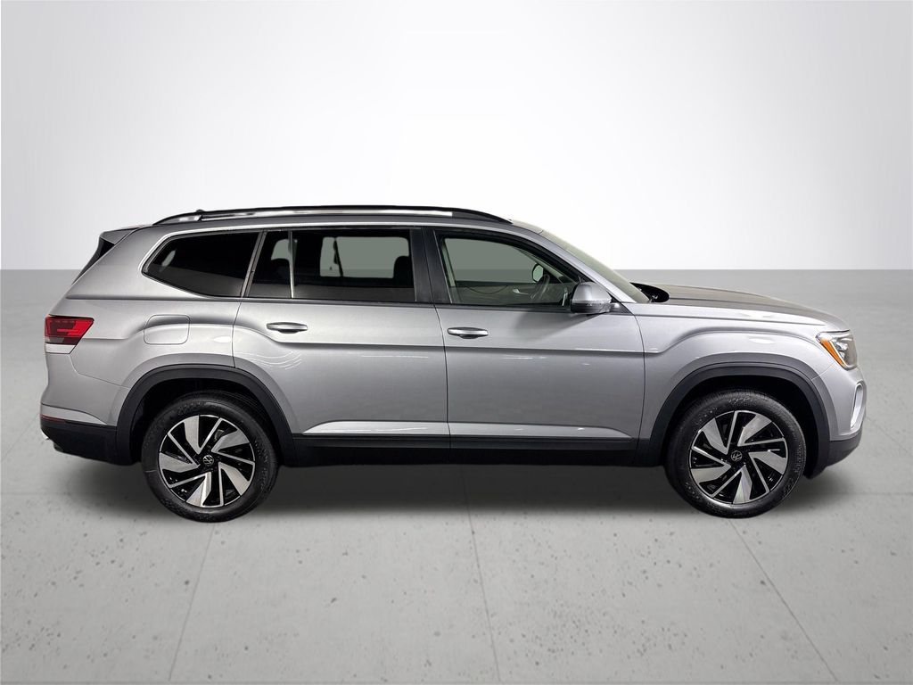 2026 Volkswagen Atlas SE w/Technology