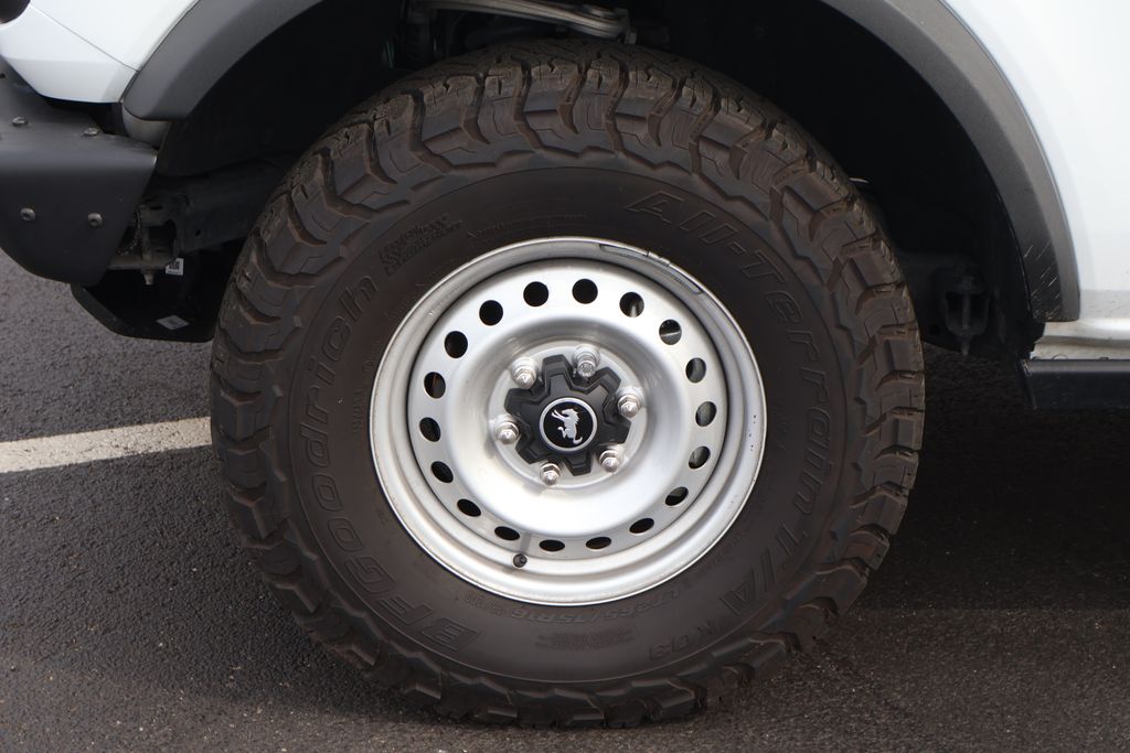 Thumbnail: 2022 Ford Bronco - 11