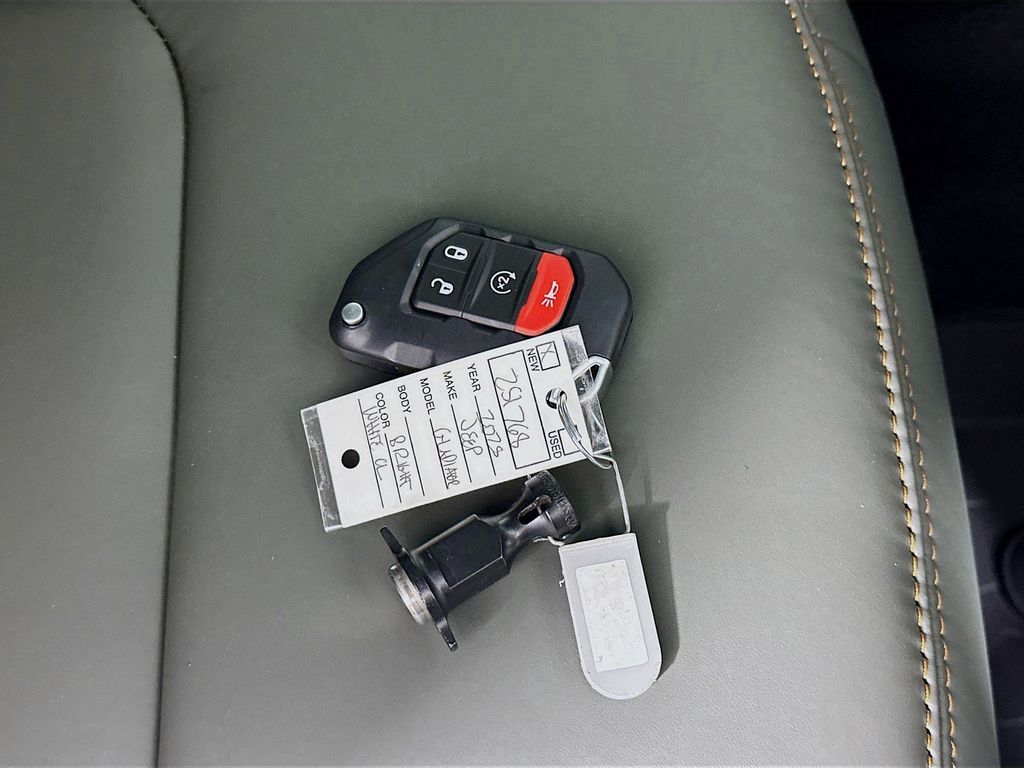 New 2025 White Jeep Mojave X image 20