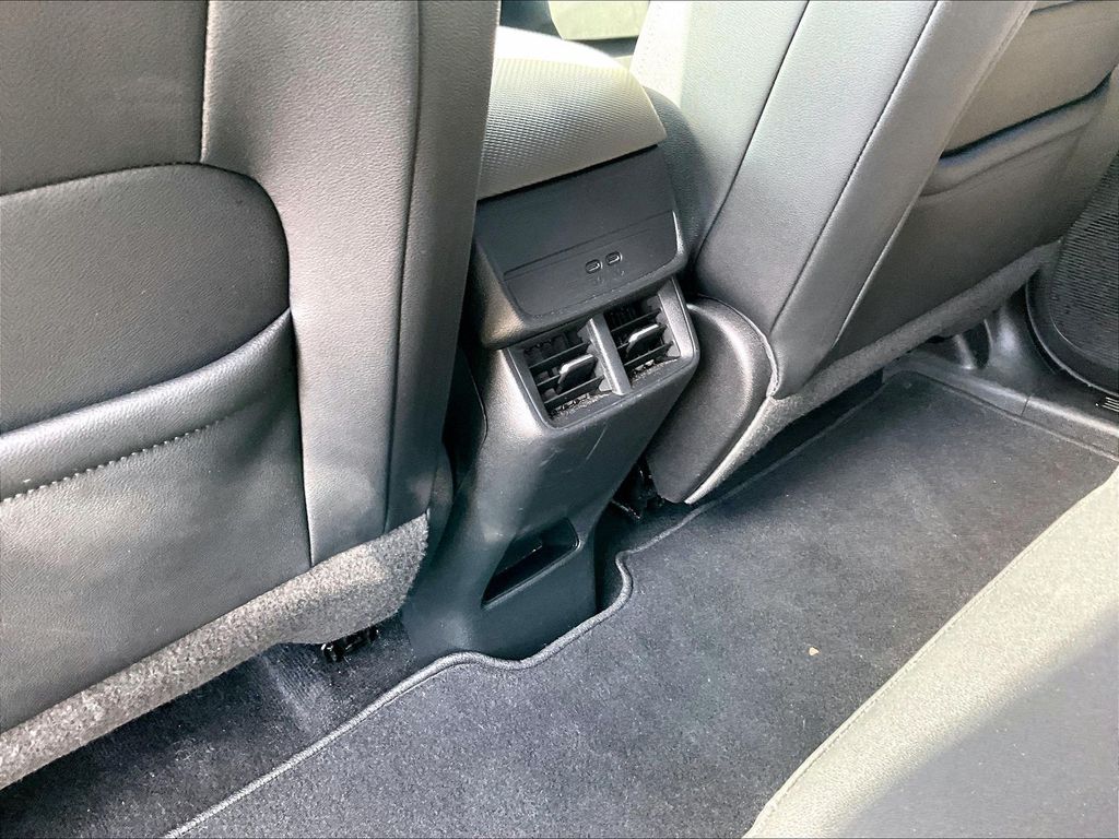2025 Chevrolet Equinox — photo 27