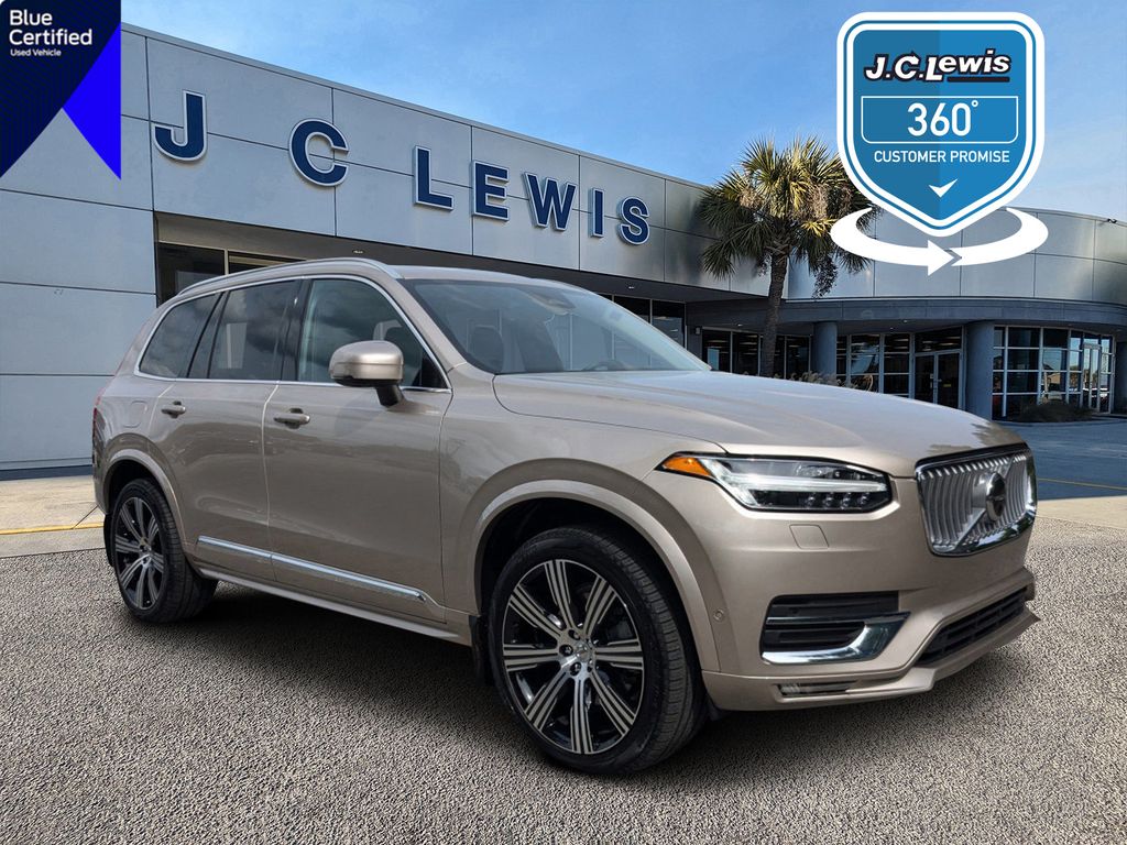 2023 Volvo XC90 B6 Ultimate Bright Theme 7P