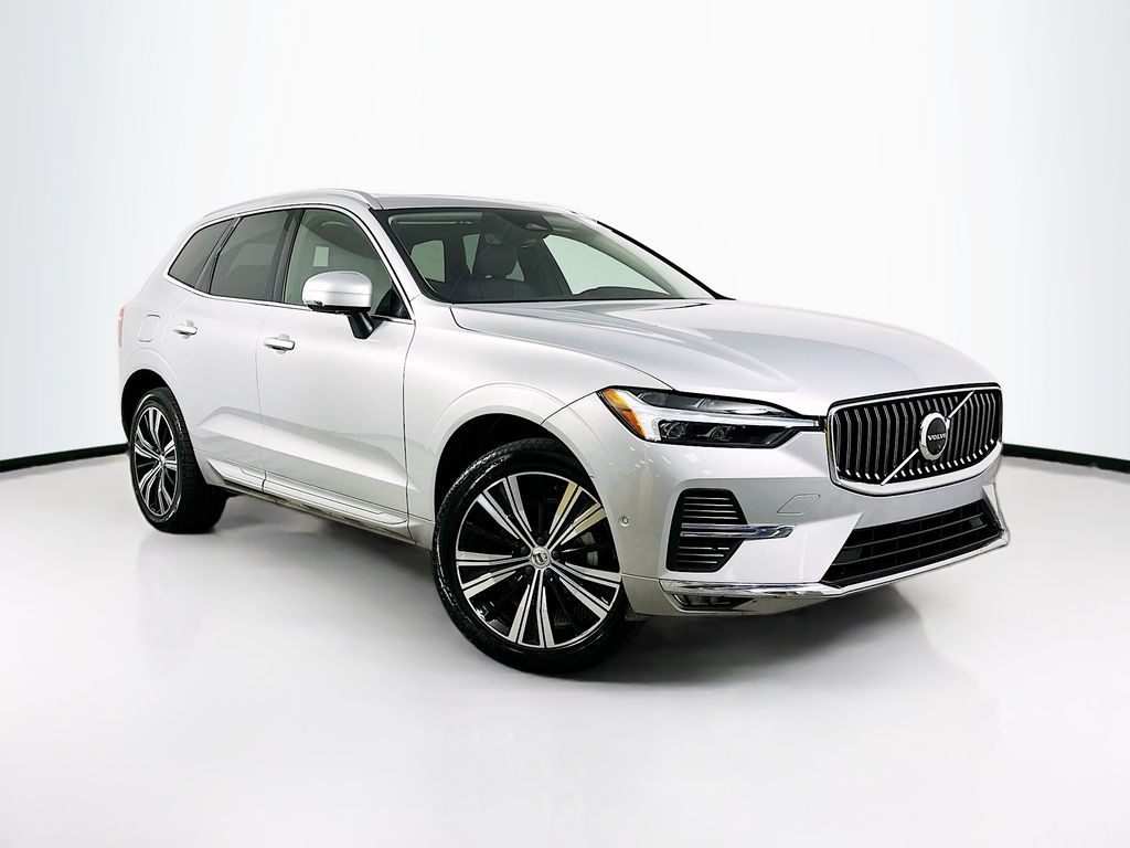 2023 Volvo XC60 B5 Plus Bright Theme