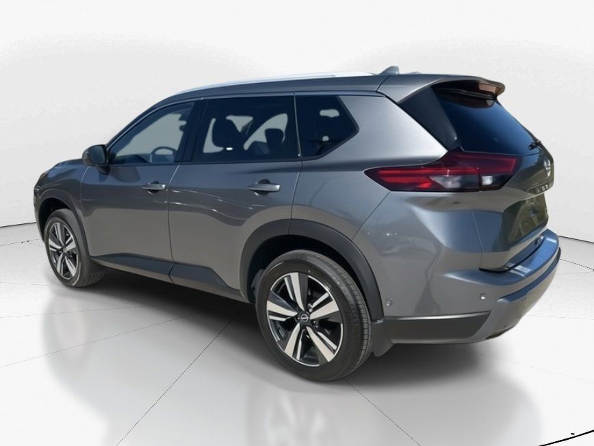 2025 Gun Metallic Nissan Rogue SL FWD SUV